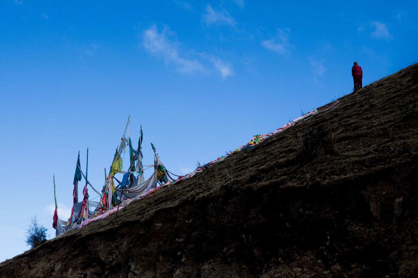 色达：宁静的日常和生死的边界